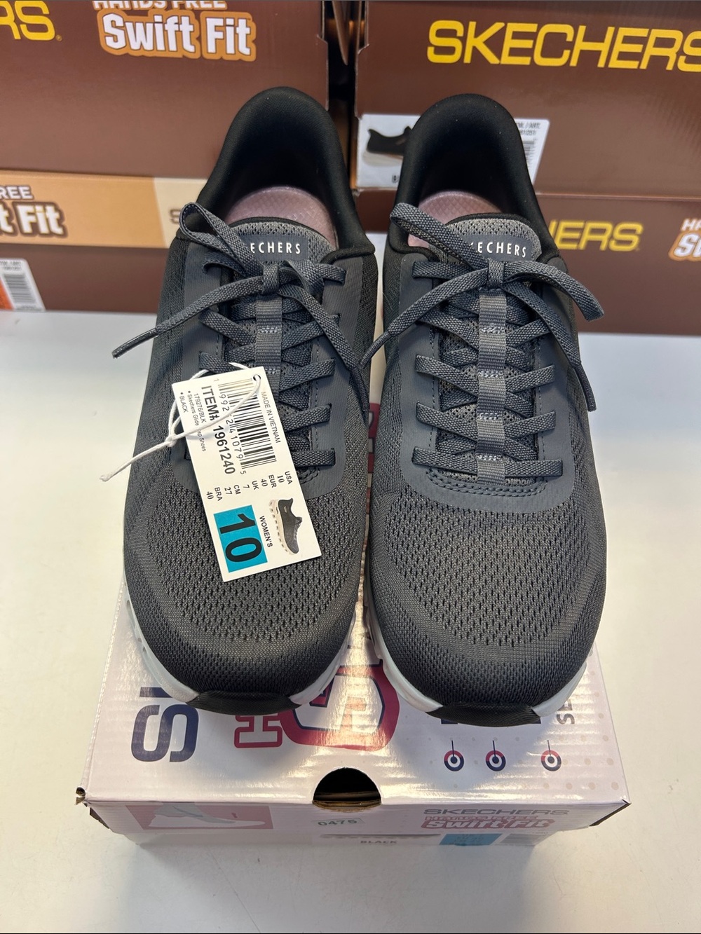 Skechers Swift Fit Women’s Size 10 Black Athletic Lace-Up Sneakers 0475 - Picture 3 of 6